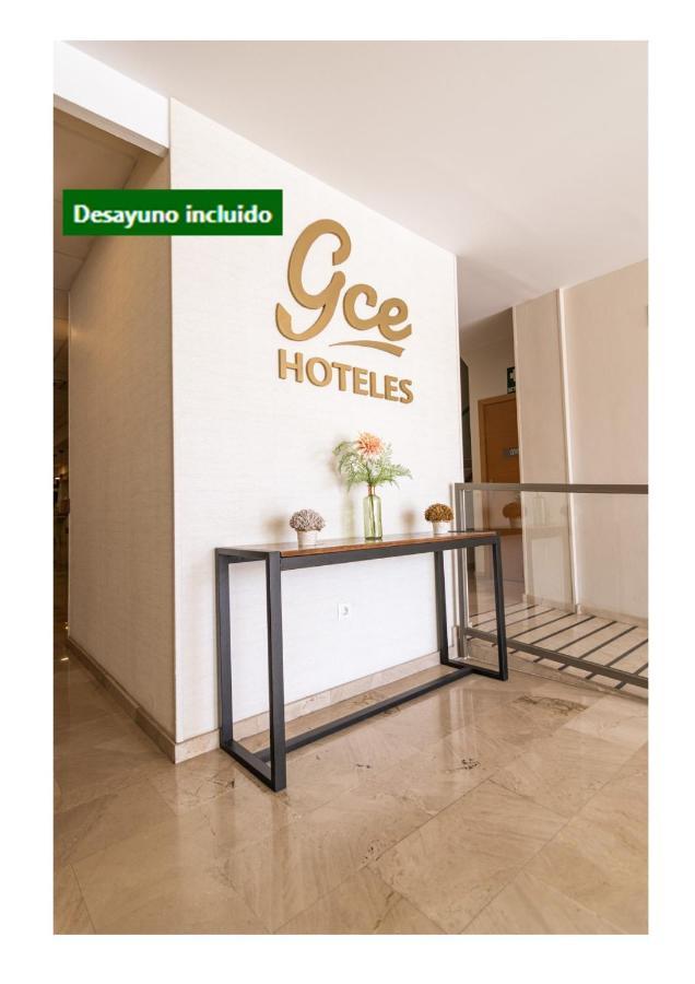 Gce Hoteles Малага Екстериор снимка