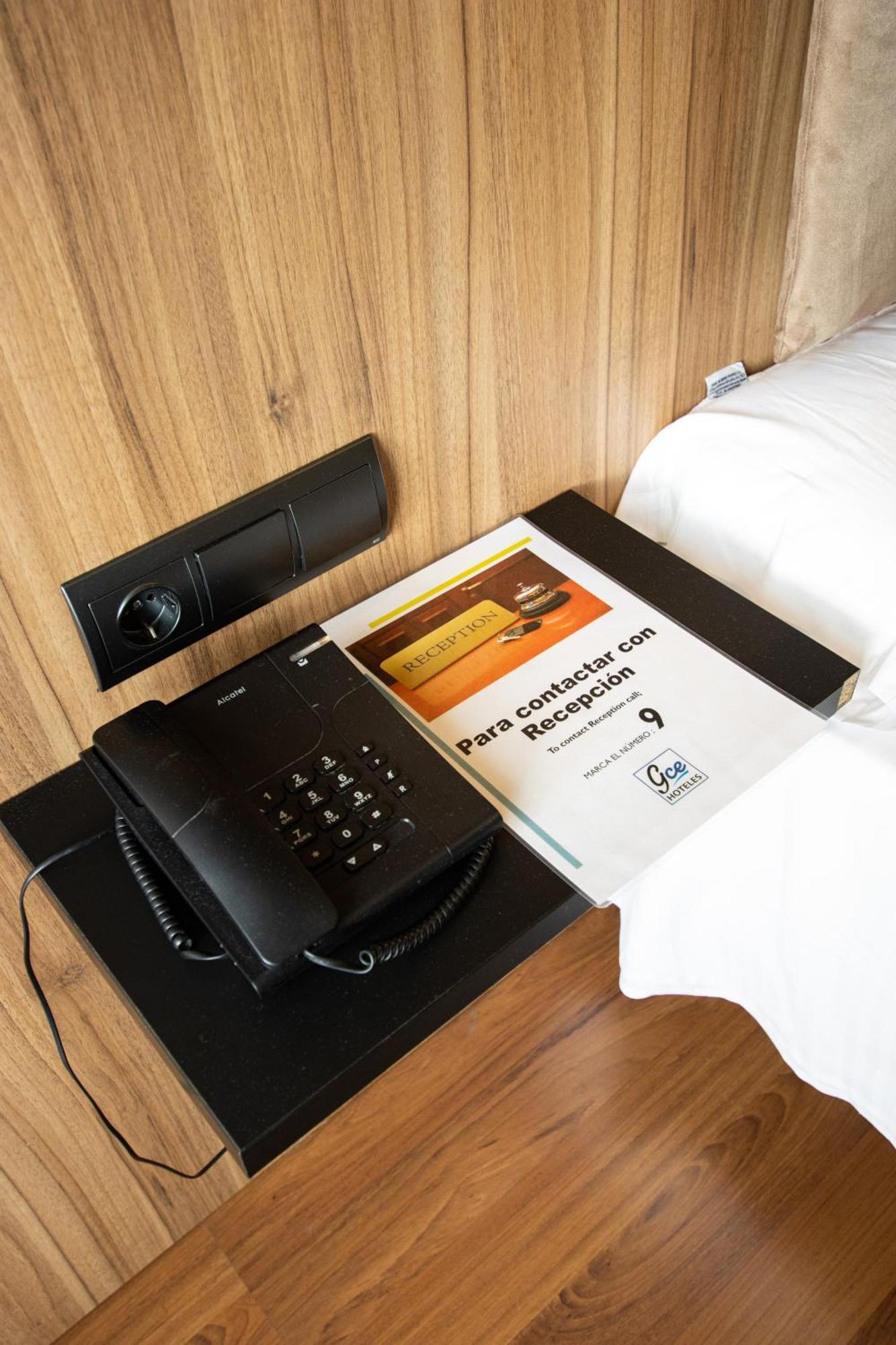 Gce Hoteles Малага Екстериор снимка