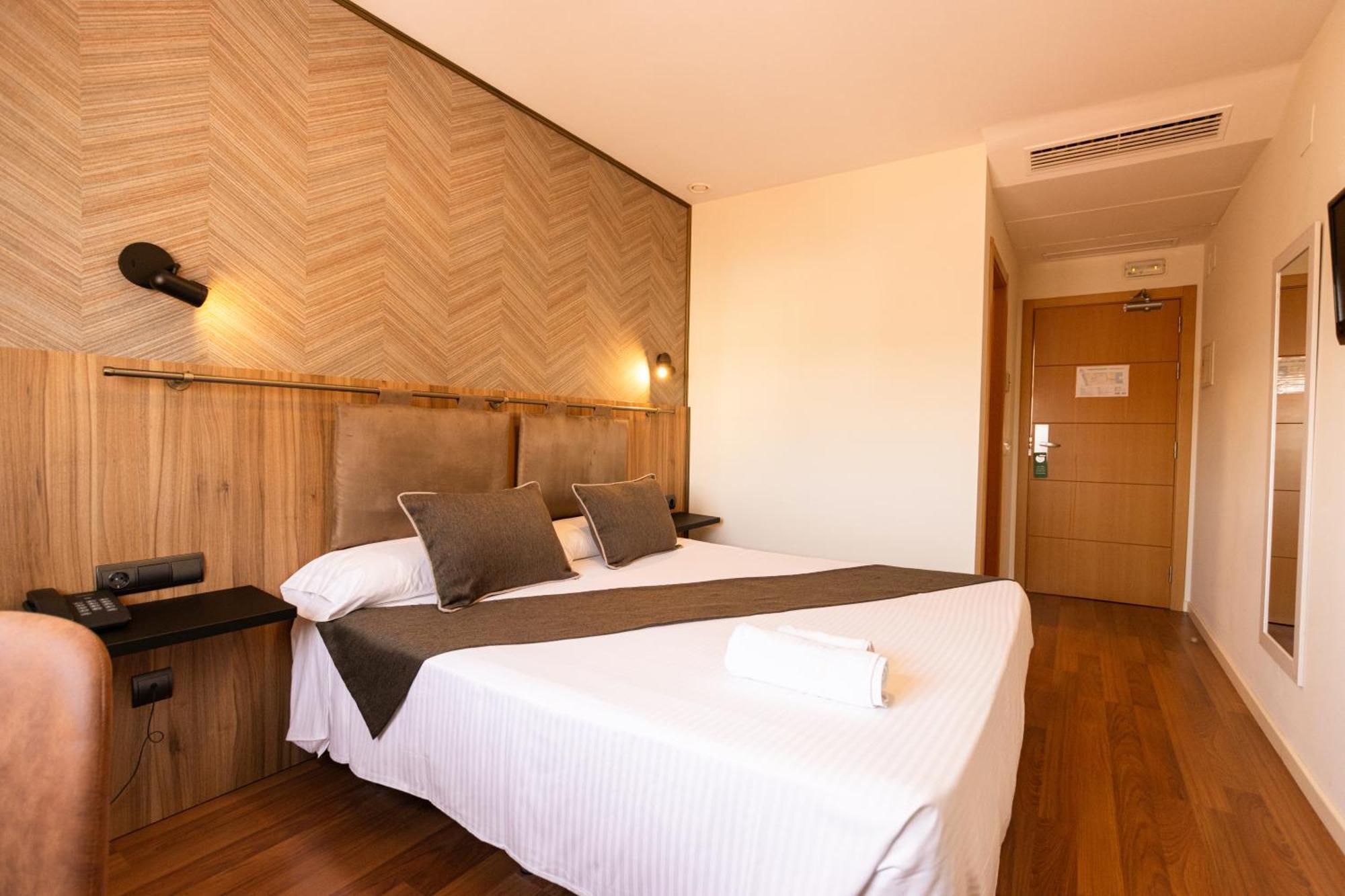 Gce Hoteles Малага Екстериор снимка