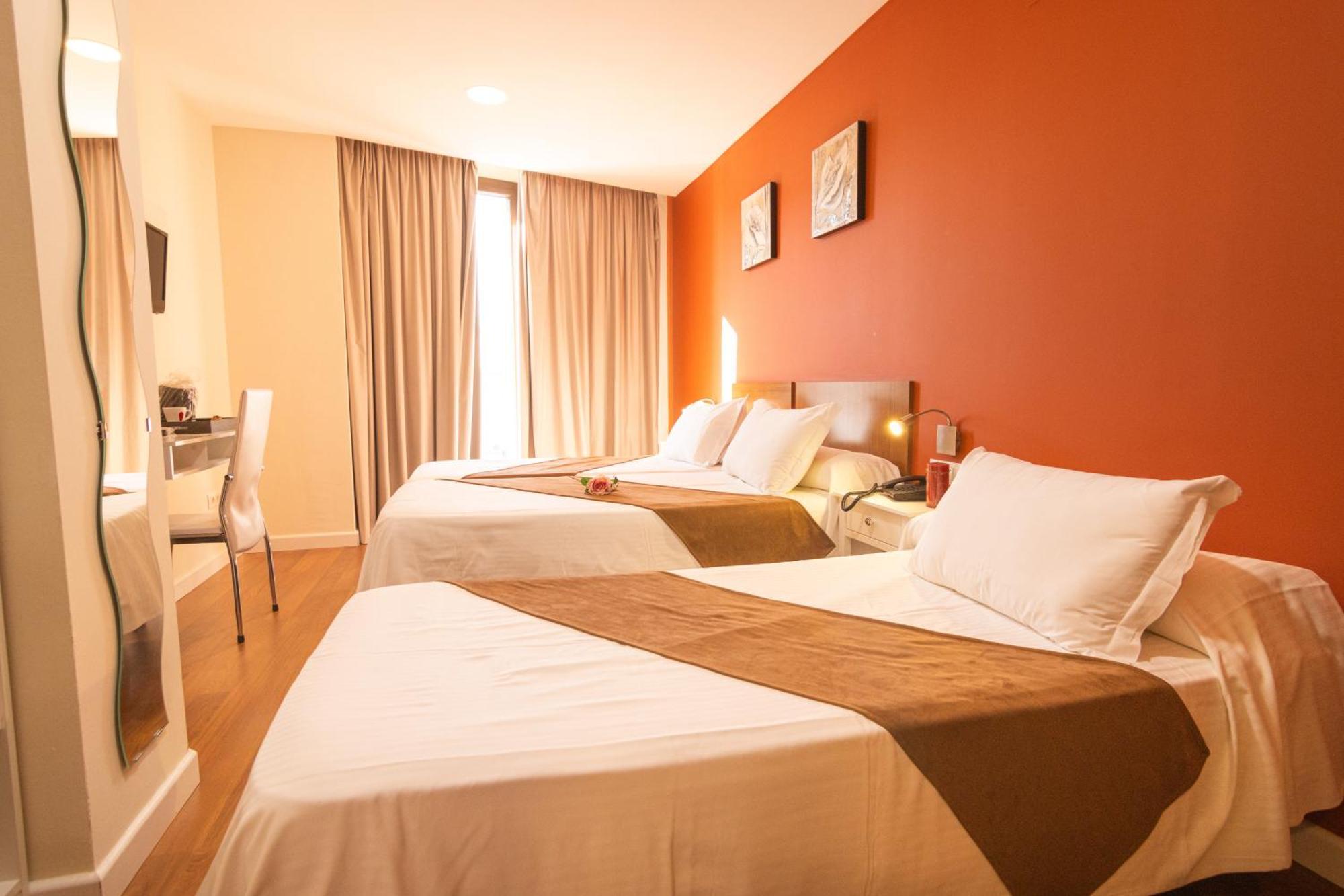 Gce Hoteles Малага Екстериор снимка