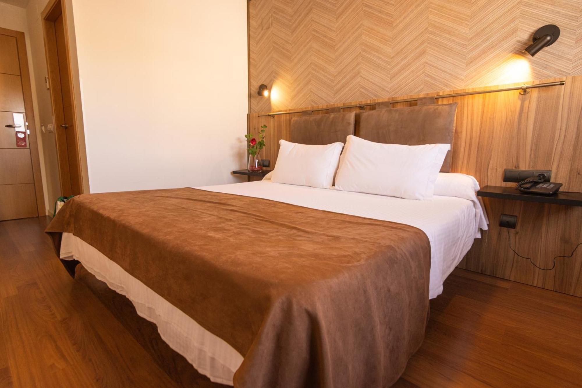 Gce Hoteles Малага Екстериор снимка